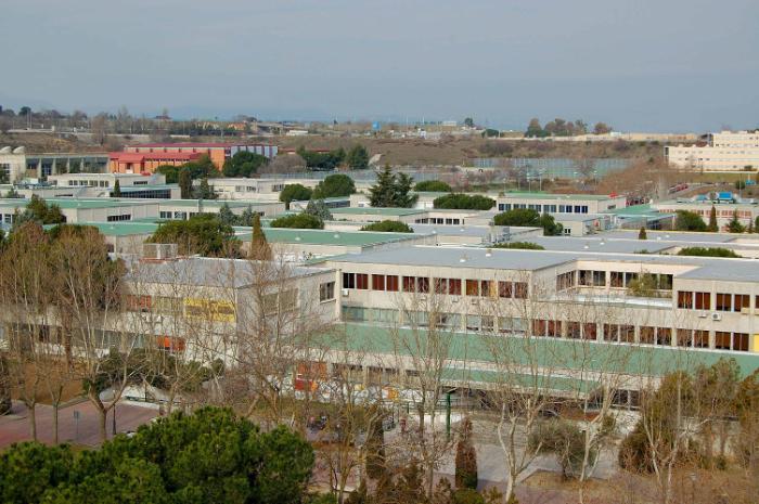 Building that houses the Faculty of Economics and Business