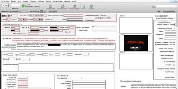 Ficha de registro de la base de datos informática relacional del proyecto que contienen la información referente a dos piezas halladas en Montemayor