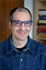 Foto del profesor Fernando Chamizo Lorente