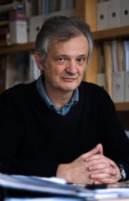 Foto del profesor Luis Guijarro Santamaría