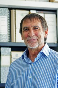 Foto del profesor Eugenio Hernández Rodríguez