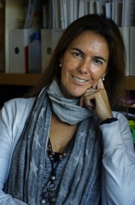 Foto de la profesora Eva Tourís Lojo