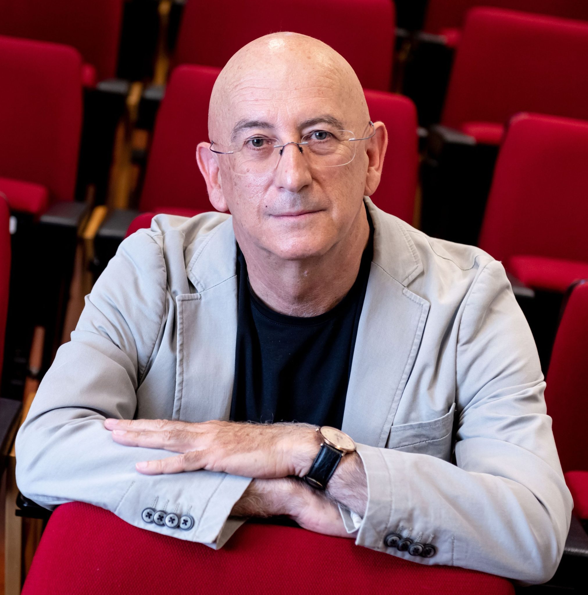 Profesor Antonio Cuevas González