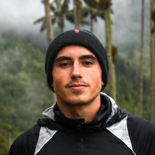 Fotografía del investigador Guzmán Verde García.