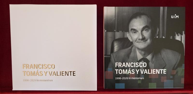 Foto del libro en homenaje a Tomás y Valiente