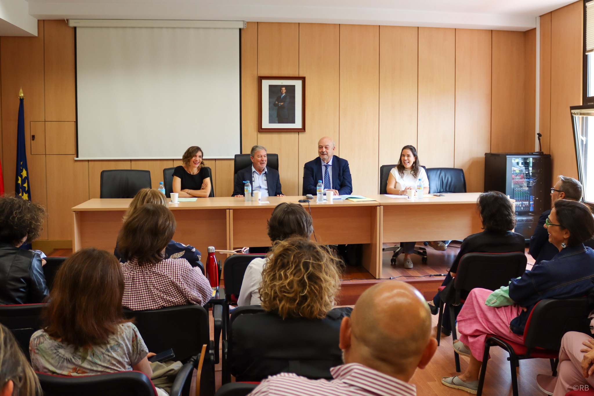 La Facultad de Derecho celebró dos actividades en el marco del 50.º aniversario del Festival de los Pueblos Ibéricos