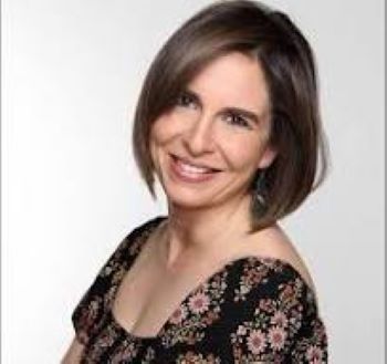 Fotografía de la profesora Ana Fernández Angosto