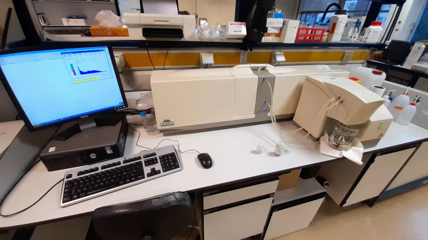 Equipamiento laboratorio de XRF