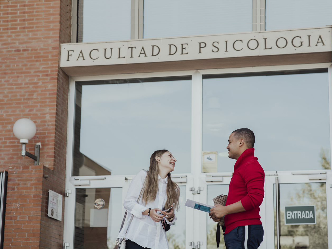 Imagen fachada Facultad de Psicología