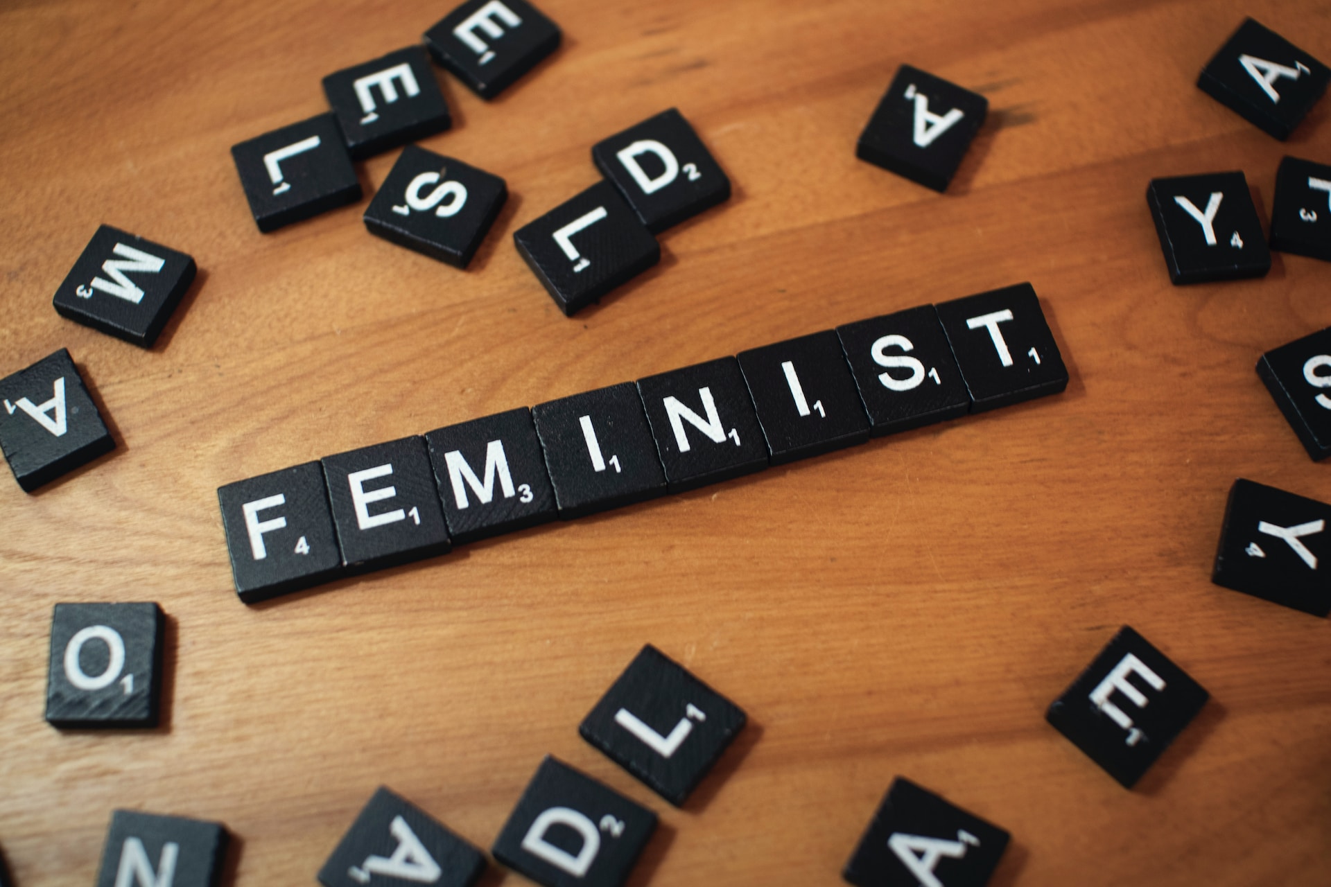 Feminismo y mujeres en la Biblioteca de Derecho UAM