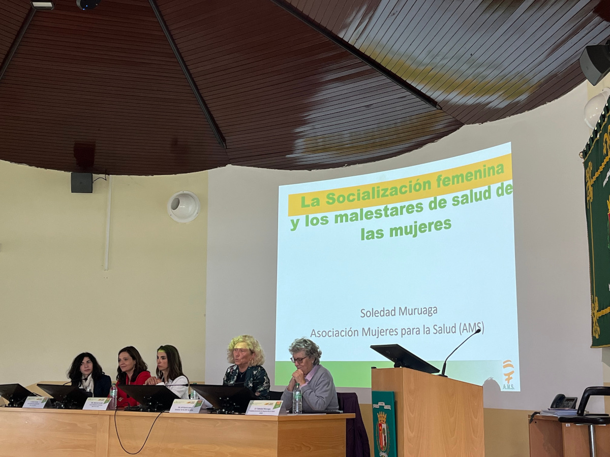 personas en conferencia