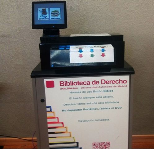Buzón autoservicio Sala 2 Biblioteca de Derecho UAM