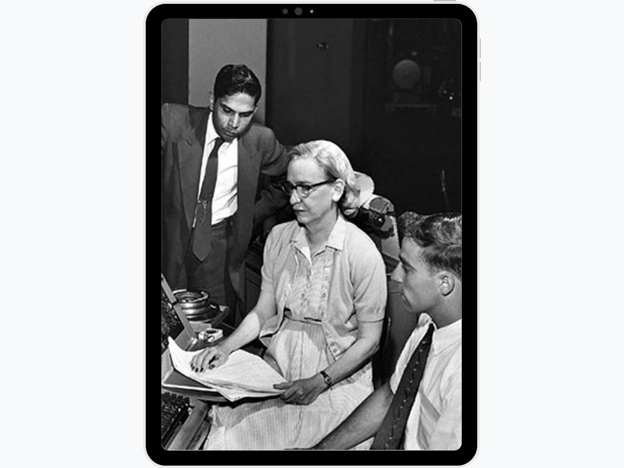 Cartel de la Exposición de Anécdotas sobre Grace Murray Hopper