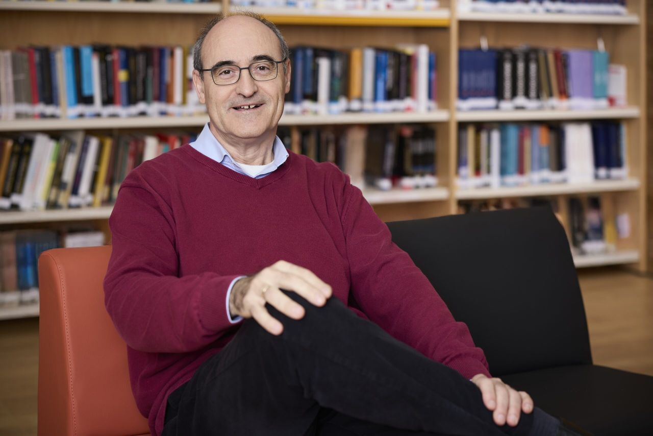 Imagen del profesor Juan García Bellido.