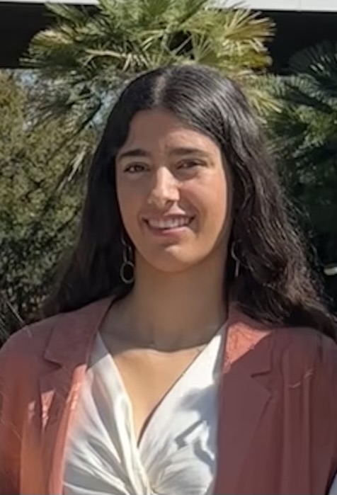 Primer plano de Paula Medio