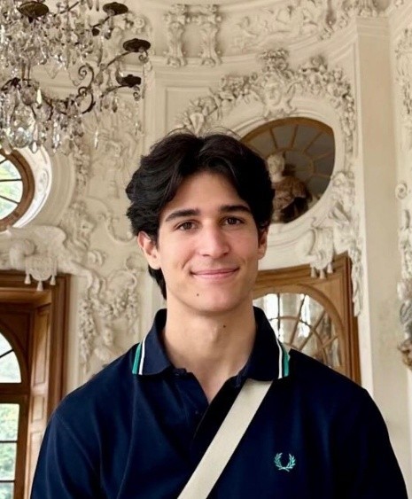 Primer plano de Jesús Romero