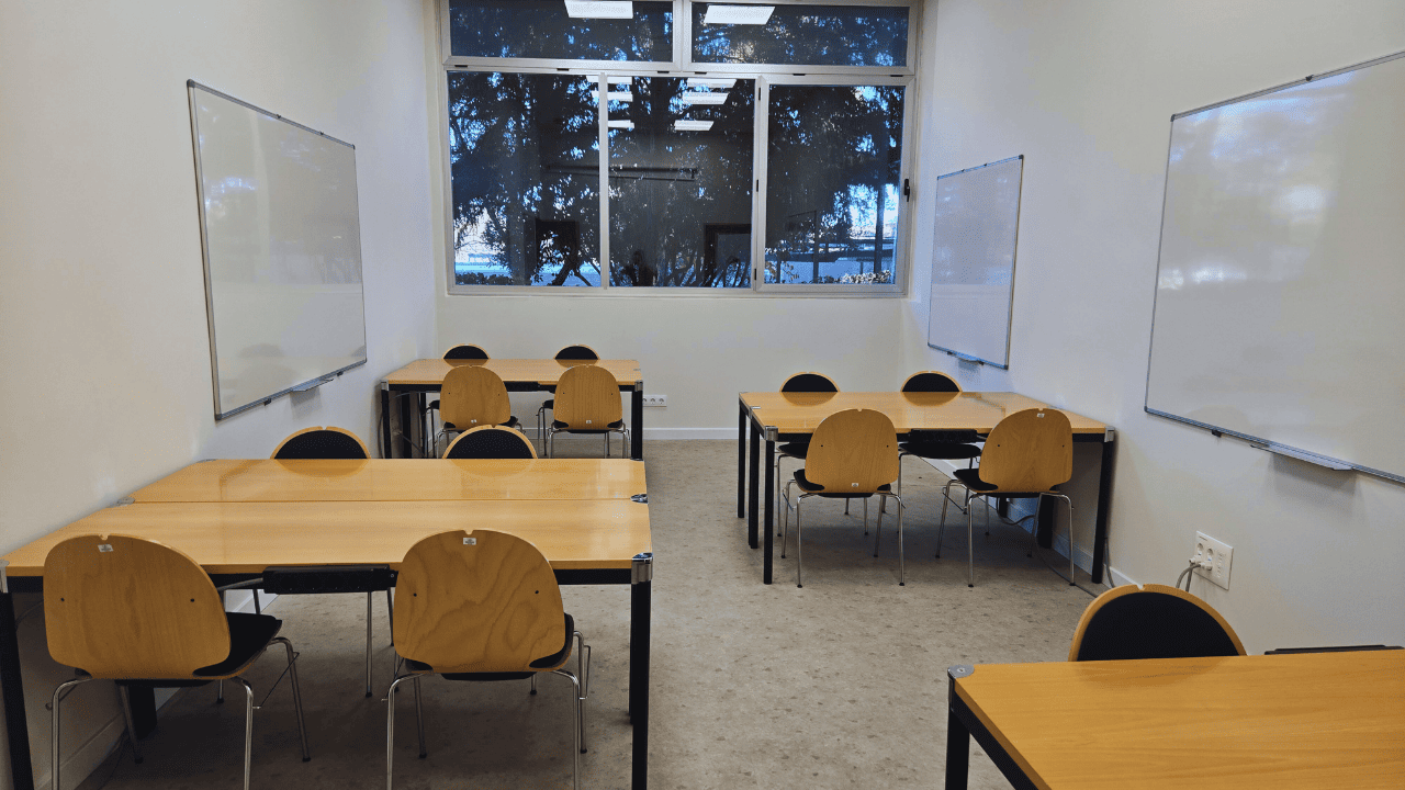 Imagen de una de las nuevas salas de trabajo en grupo