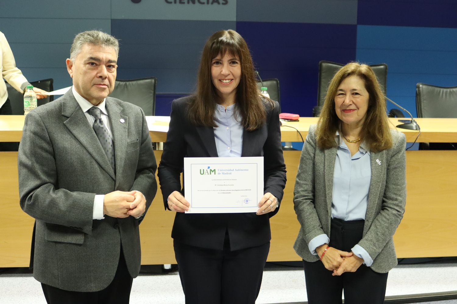 Acto de entrega de diplomas a los galardonados con el Premio a Jóvenes Investigadores e Investigadoras de la Universidad Autónoma de Madrid (UAM). / UAM