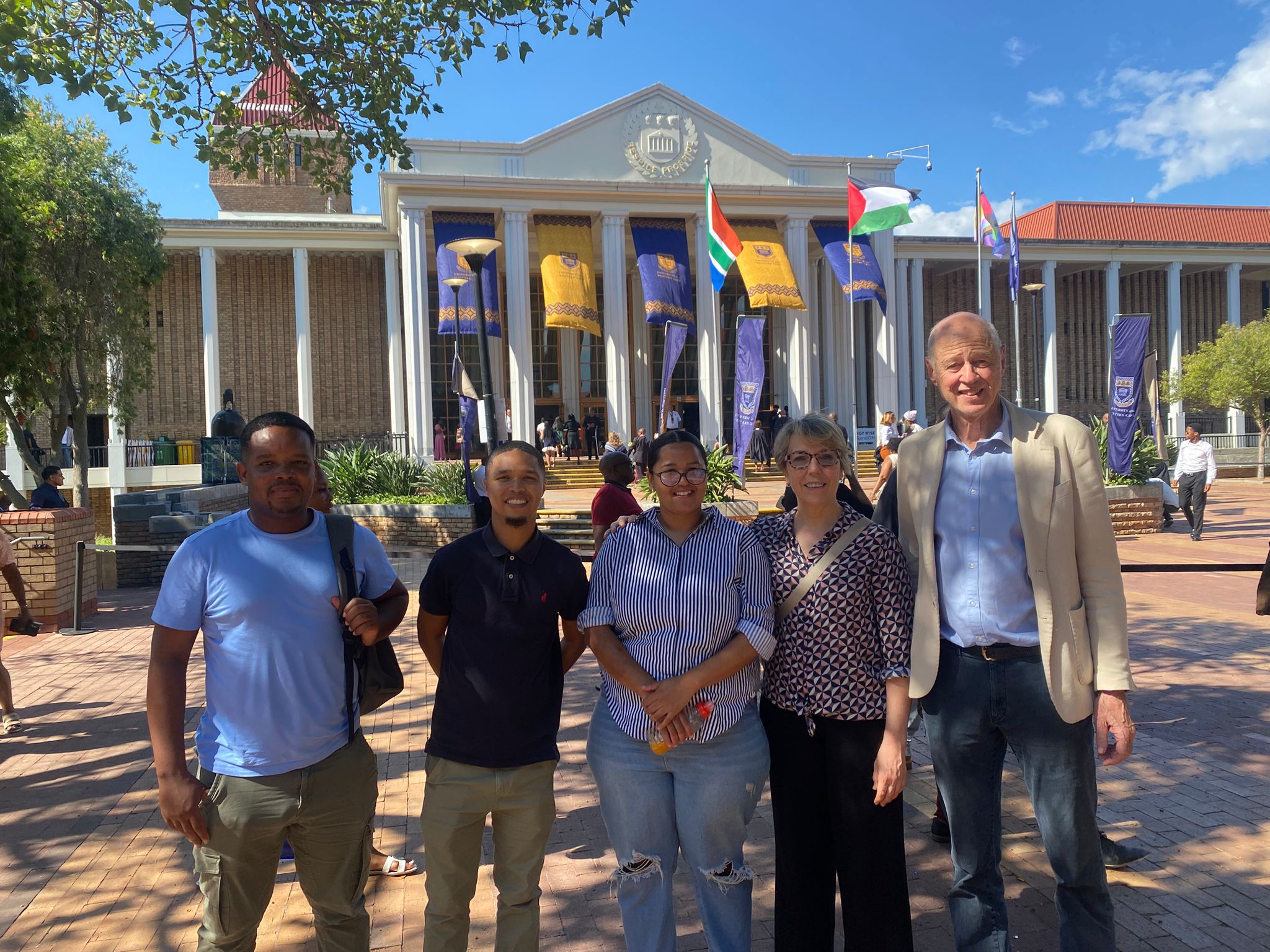 La profesora Carmen Navarro en la University of the Western Cape (Sudáfrica)