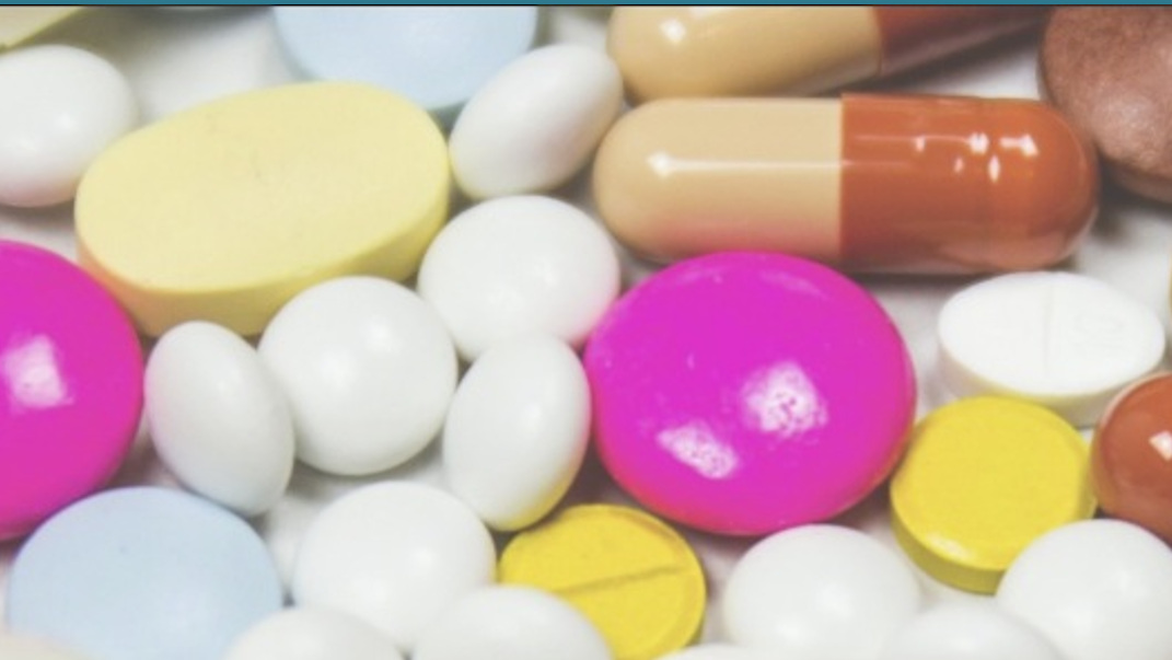 lote de pastillas y capsulas