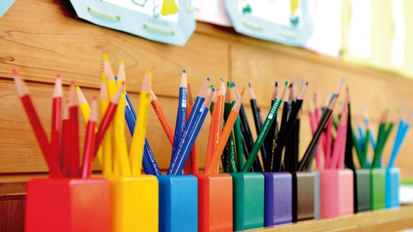 Lápices en clase de infantil
