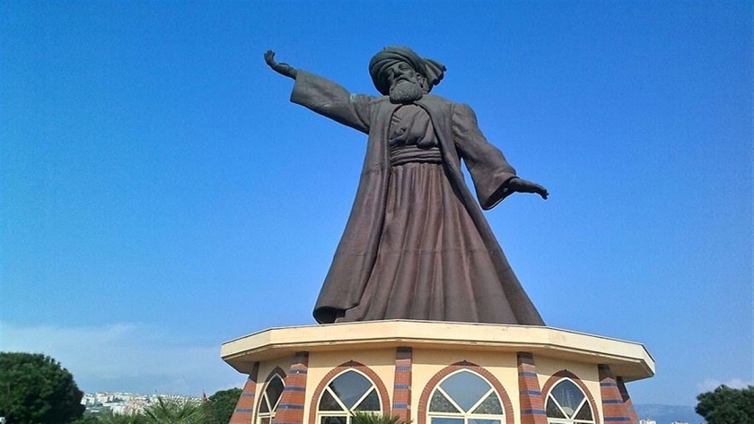 Estatua de Rumi