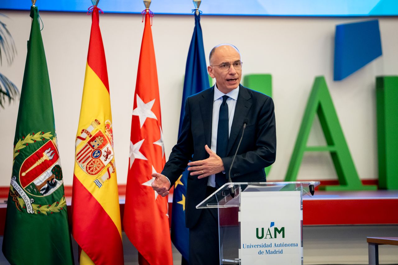 Enrico Letta pronuncia su conferencia en el Acto de Clausura del Curso 2025-26.