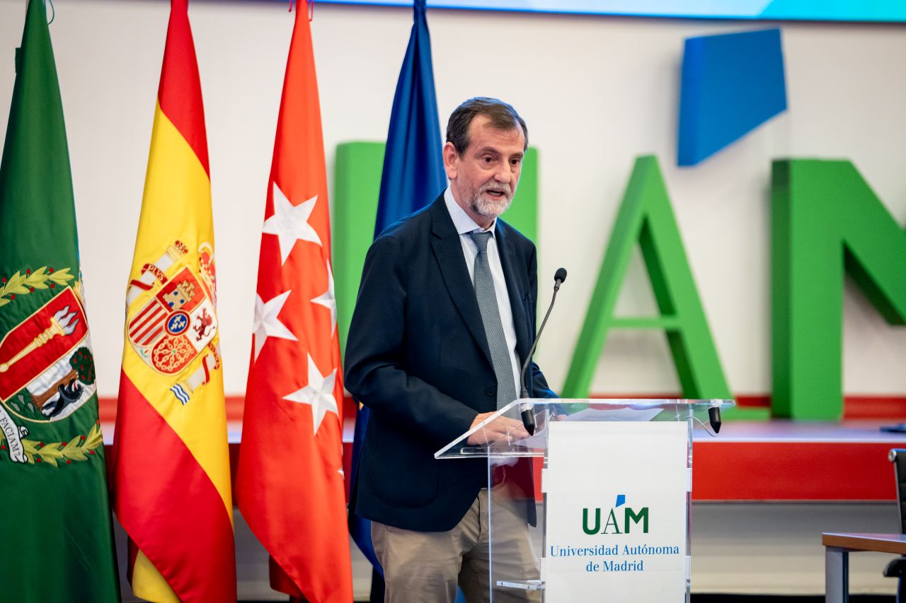 El decano Rafael de Arce en el Acto de Clausura del Curso 2025-26.