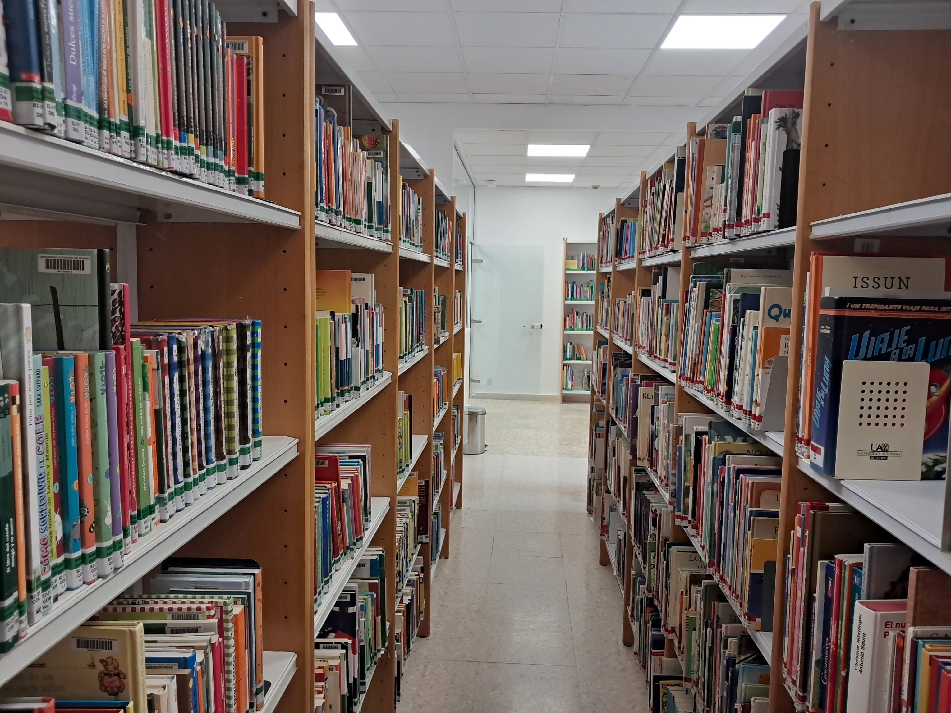 Imagen biblioteca infantil y juvenil