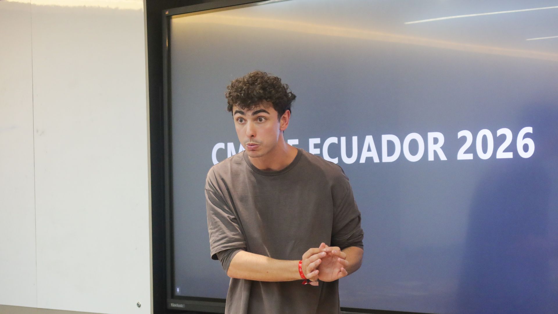 Pedro debatiendo ronda 5