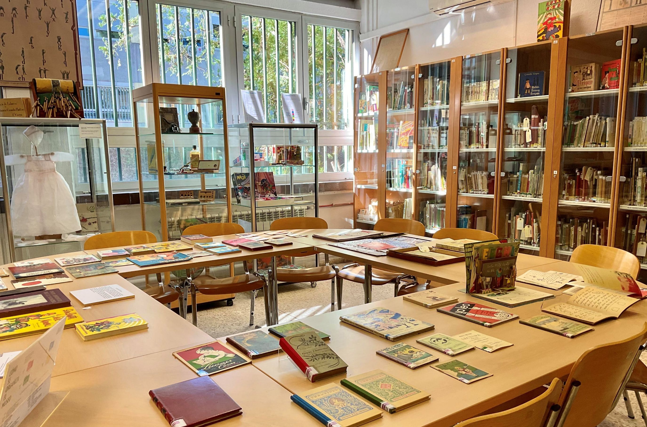 Centro de Documentación Infantil y Juvenil Biblioteca de Educación UAM